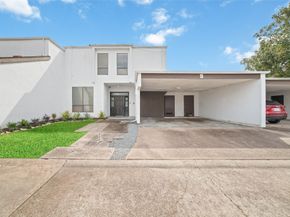 7655 S Braeswood Boulevard 5, Houston TX 77071