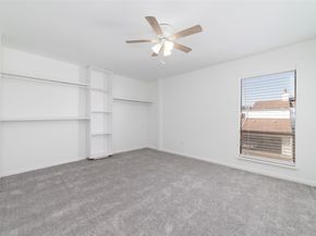 7655 S Braeswood Boulevard 5, Houston TX 77071