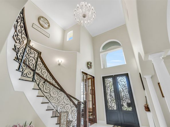 9761 Westview Drive, Houston TX 77055