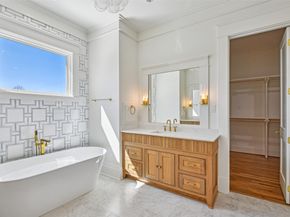 1119 E 7th 1/2 Street, Houston TX 77009