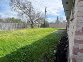 10446 Towneview Drive, Sugar Land TX 77498