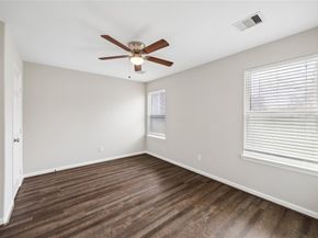 3342 Simmons Street, Houston TX 77004