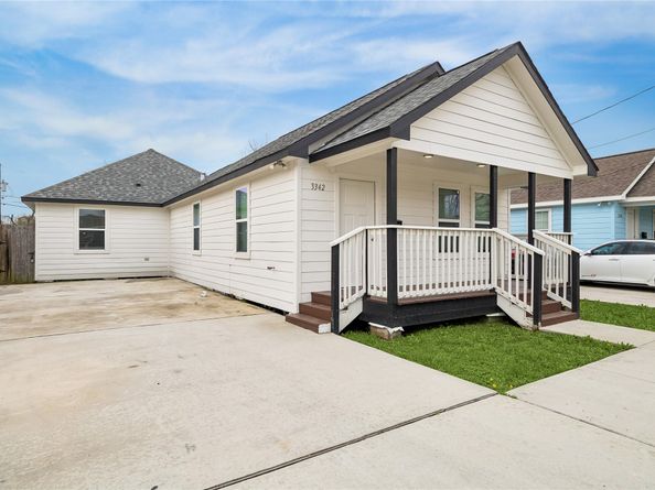 3342 Simmons Street, Houston TX 77004