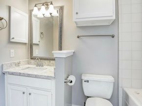 2300 Old Spanish Trail 1128, Houston TX 77054