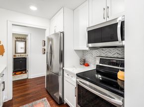 101 Shearwater Ct East 34, Jersey City NJ 07305