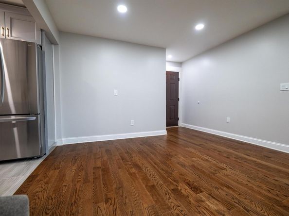 327 71st St 1E, Guttenberg NJ 07093