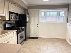 40 Linden Ave, Jersey City NJ 07305