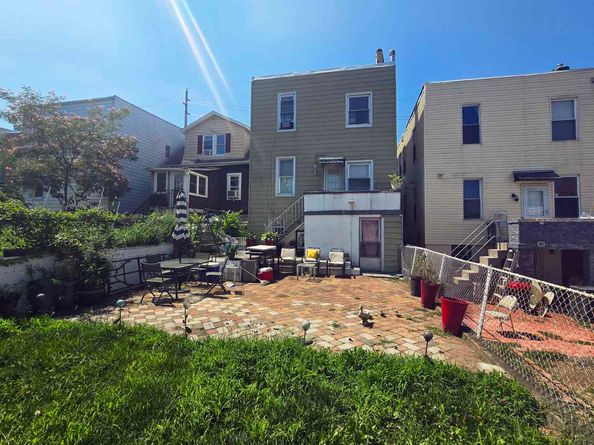 1214 79th St, North Bergen NJ 07047