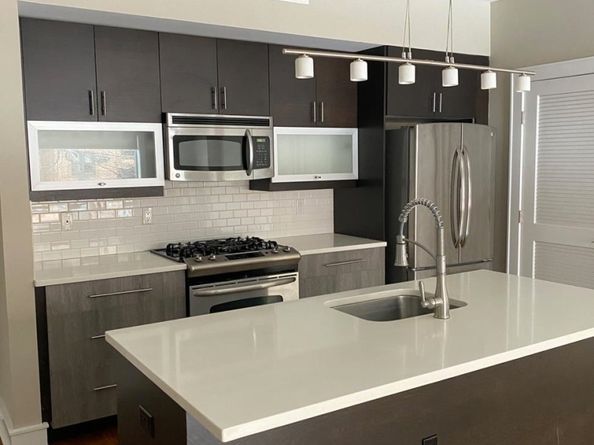 635 6th St 2C, Hoboken NJ 07030