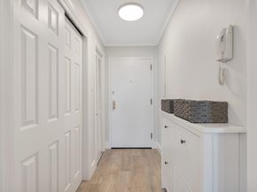 201 Shearwater Ct West 32, Jersey City NJ 07305
