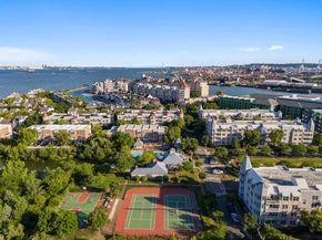 201 Shearwater Ct West 32, Jersey City NJ 07305