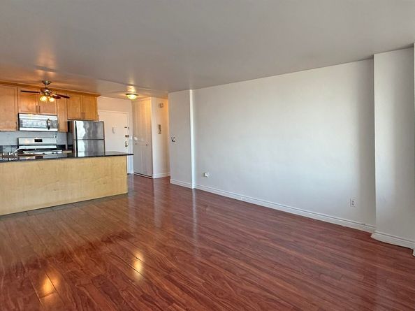 380 Mountain Rd 210, Union City NJ 07087