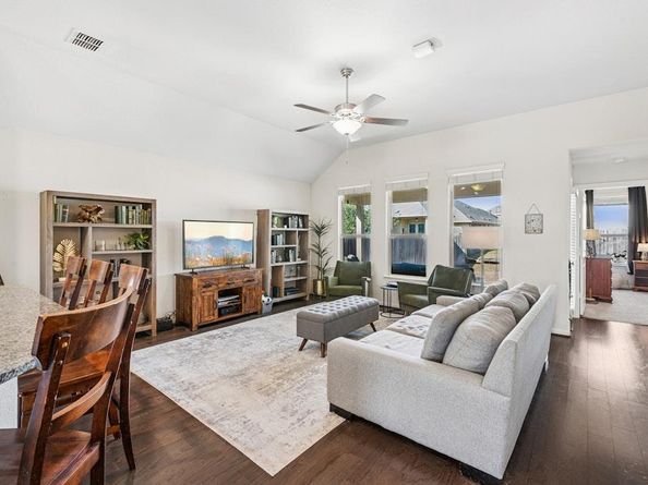 Undisclosed Address #6974962, Austin TX 78748