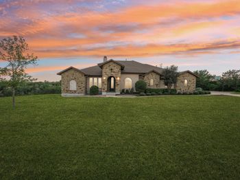 1104 Squaw VLY