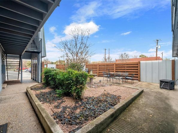 3815 Guadalupe 207, Austin TX 78751