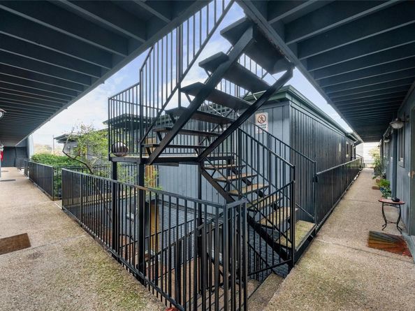 3815 Guadalupe 207, Austin TX 78751