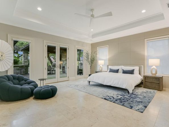 8300 Chalk Knoll DR, Austin TX 78735