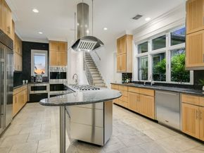 8300 Chalk Knoll DR, Austin TX 78735