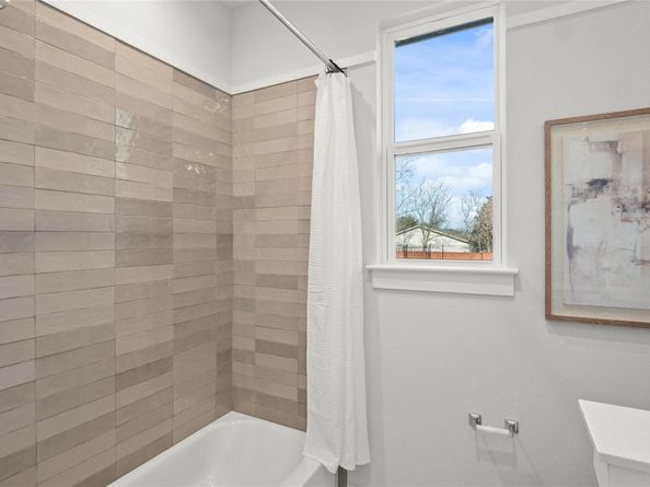 2103 Quiet Stables CIR, Cedar Park TX 78613