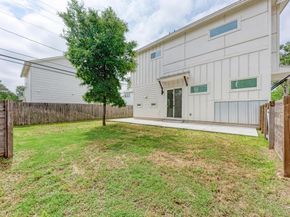 2512 Wheless LN 7, Austin TX 78723