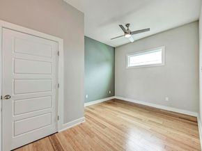 2512 Wheless LN 7, Austin TX 78723