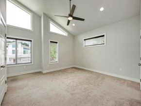 2512 Wheless LN 7, Austin TX 78723