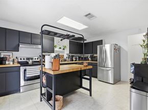 2900 Donnell DR, Round Rock TX 78664