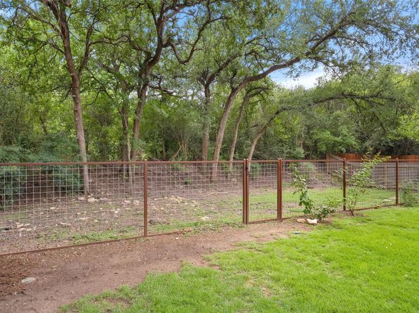 2611 Coatbridge DR, Austin TX 78745