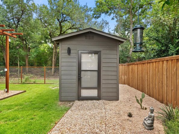 2611 Coatbridge DR, Austin TX 78745
