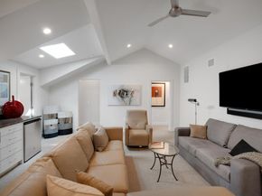 809 Bouldin Ave, Austin TX 78704