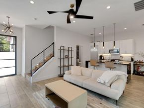 809 Bouldin Ave, Austin TX 78704