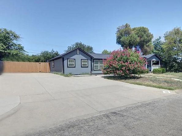 726 Kimbrough ST, White Settlement TX 76108