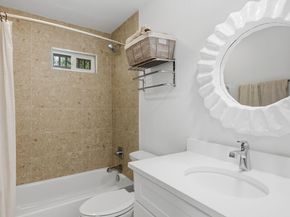 1803 Bouldin Ave, Austin TX 78704