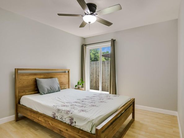 10916 Sierra Oaks, Austin TX 78759