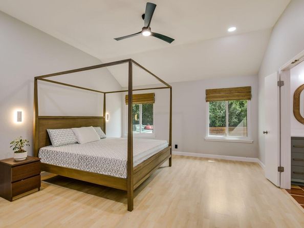 10916 Sierra Oaks, Austin TX 78759
