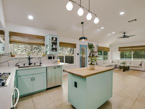 10916 Sierra Oaks, Austin TX 78759