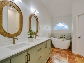 10916 Sierra Oaks, Austin TX 78759