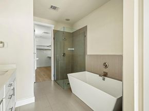 11125 Zimmerman LN, Austin TX 78726