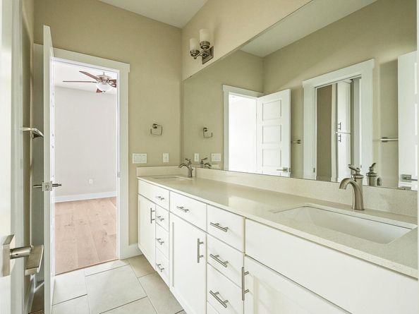 11125 Zimmerman LN, Austin TX 78726