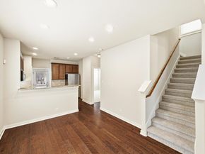 2101 Rivers Edge WAY 32, Austin TX 78741