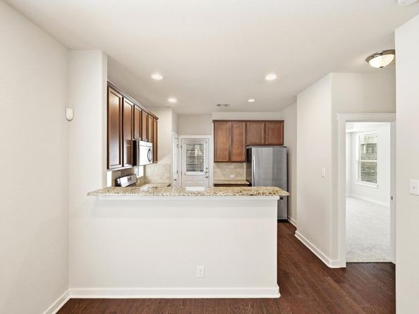 2101 Rivers Edge WAY 32, Austin TX 78741