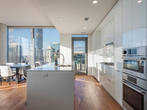 44 East Ave 4303, Austin TX 78701
