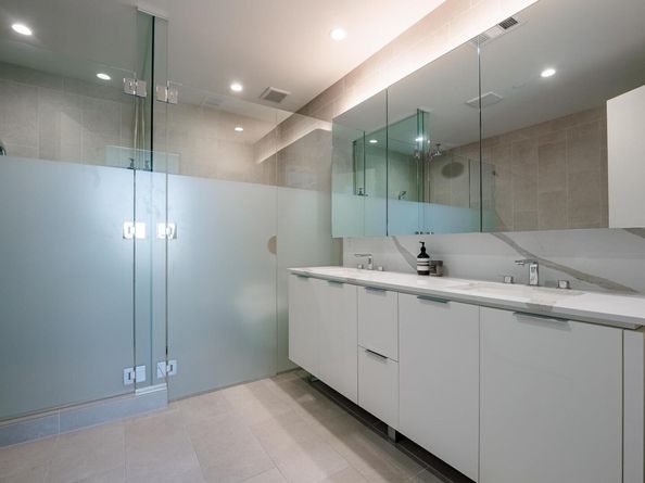 44 East Ave 4303, Austin TX 78701