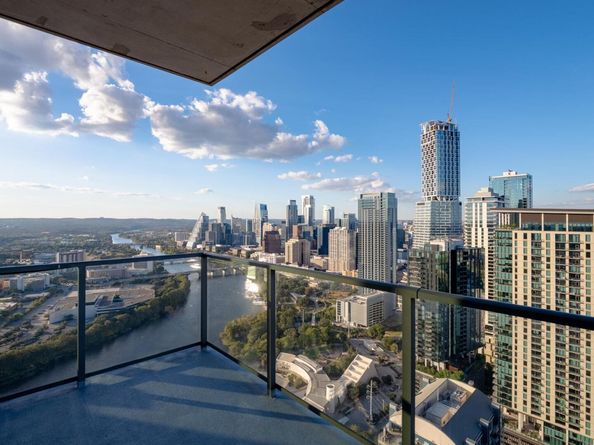 44 East Ave 4303, Austin TX 78701