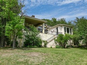 2305 Barton Creek BLVD 28, Austin TX 78735