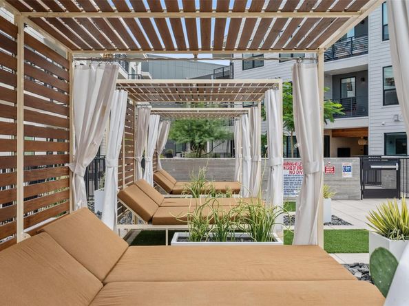 1701 Simond Ave 206, Austin TX 78723