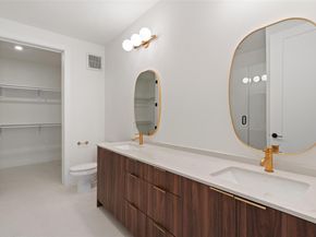 1701 Simond Ave 206, Austin TX 78723