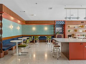 1701 Simond Ave 206, Austin TX 78723