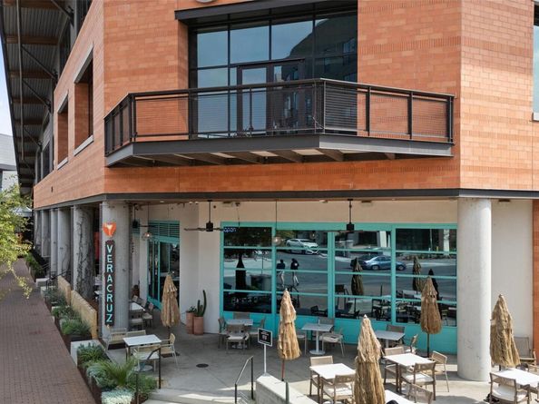 1701 Simond Ave 206, Austin TX 78723
