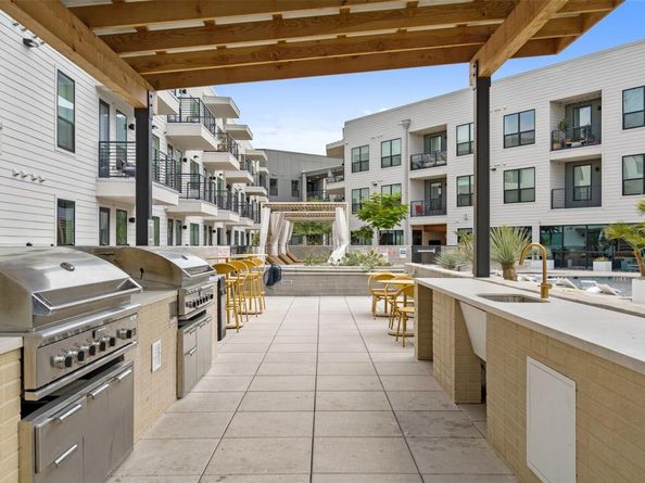 1701 Simond Ave 206, Austin TX 78723
